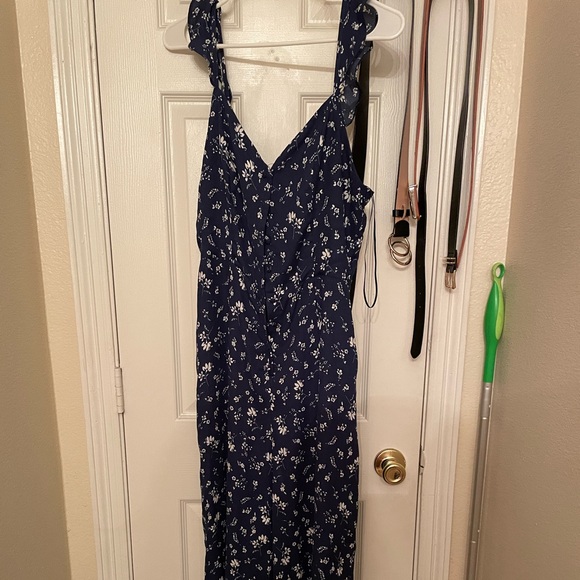 Jumpsuit - Picture 1 of 3